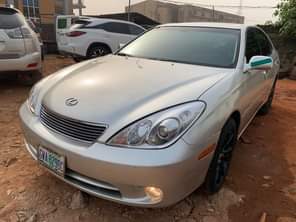 A picture of Direct Belgium Standard Numbered Lexus Es330 Available For Inspection Location