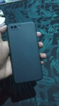A picture of OPPO A5