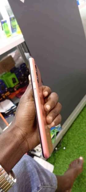 A picture of Samsung A04s 128GB ram4....sio ya mkopo cm yangu mwenyewe...0787375693.