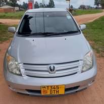A picture of Toyota ist inauzwa 0685136087