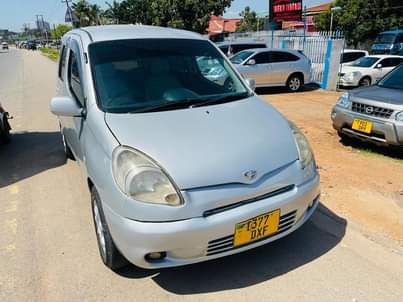 A picture of Toyota funcargo