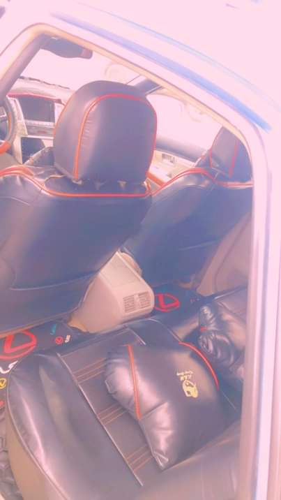 A picture of RX 330 06 model