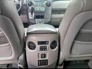 A picture of Honda pilot 2009 Model First body Engine gear and AC