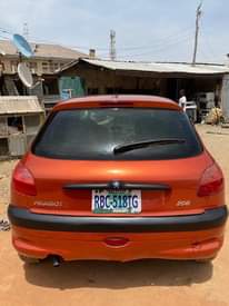 A picture of Peugeot 206 Manual