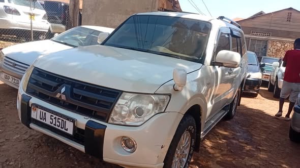 A picture of Pajero manual transmission