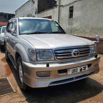 A picture of V8 2002 65M