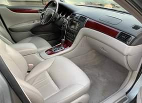 A picture of URGENT BUYERS 07025351854 CLEANT Lexus ES300 Year2003Model Foreign used Price