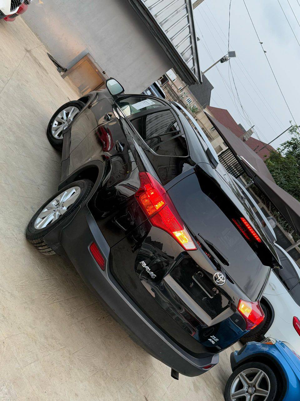 A picture of 2014 Toyota RAV4 XLE