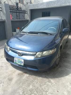 A picture of Honda Civic 08