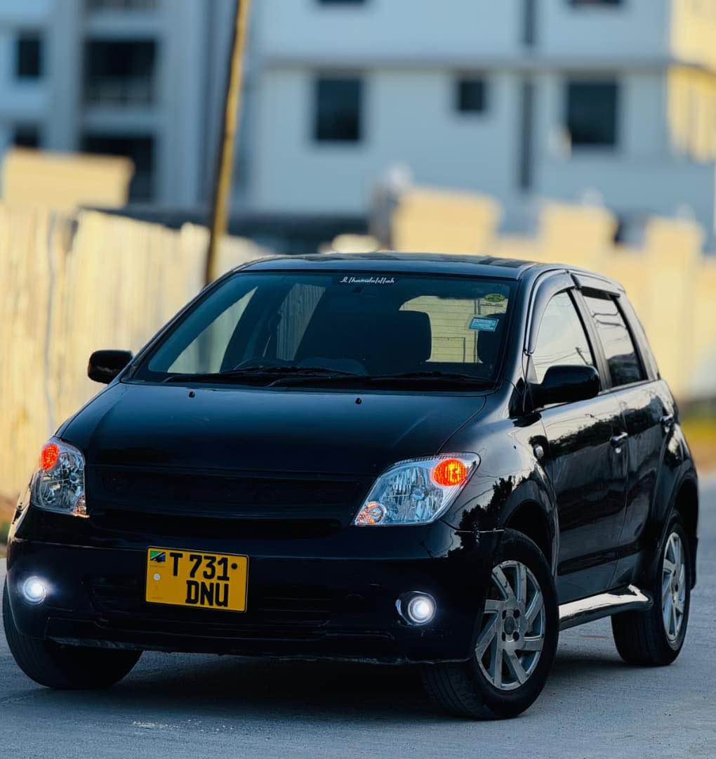 A picture of TOYOTA IST INAUZWA
