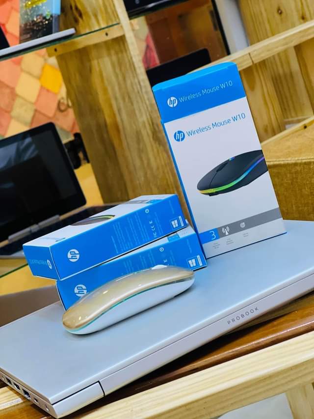 A picture of Wireless Mouse za kuchaji zipo hapa sh 25 000 tu