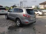 A picture of Premium used hyundai santafe V4 first body clean interior and