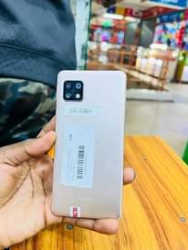 A picture of Aquos sense 5G