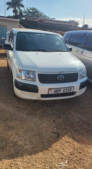 A picture of Toyota Succeed 2007 Model