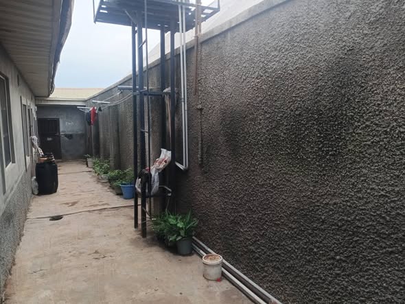 A picture of Distress sale 4 bedroom Self contained for sale