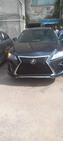 A picture of LEXUS RX 350