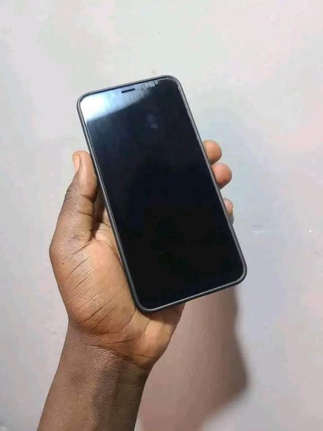 A picture of TECNO CAMON 11