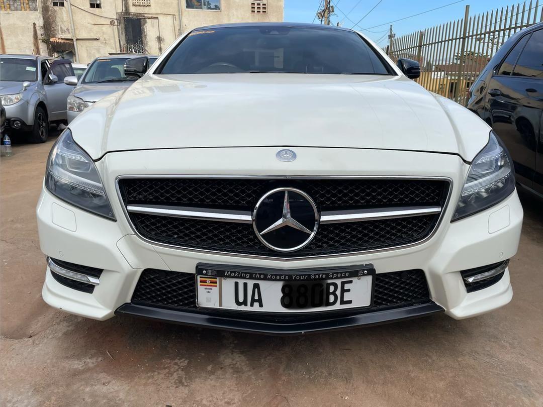 A picture of MERCEDES BENZ CLS250