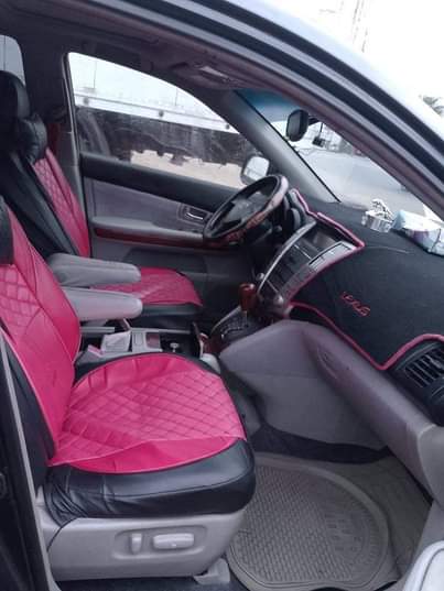 A picture of 2005 Lexus RX330