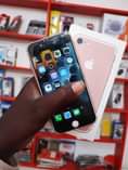 A picture of Iphone 7 plain