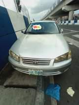 A picture of toyota camry drop light 1st body with everything intact and