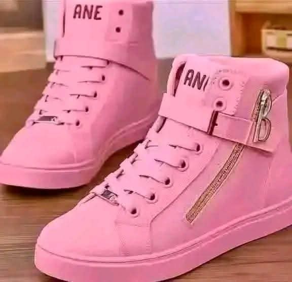 A picture of Fashion shoes