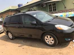 A picture of Neat and perfect sienna used buy and drive Everything perfect