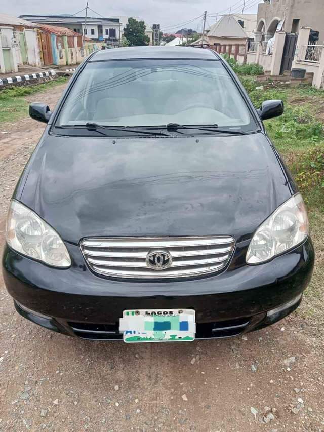 A picture of Toyota Corolla 04 With untampered engine and gear AC need