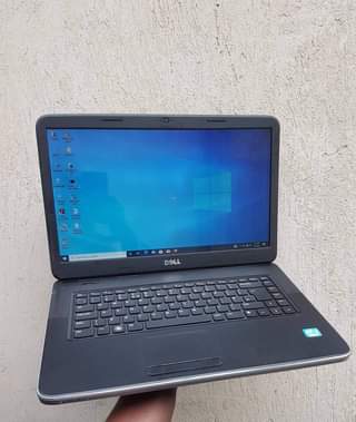 A picture of Dell core i7 laptop