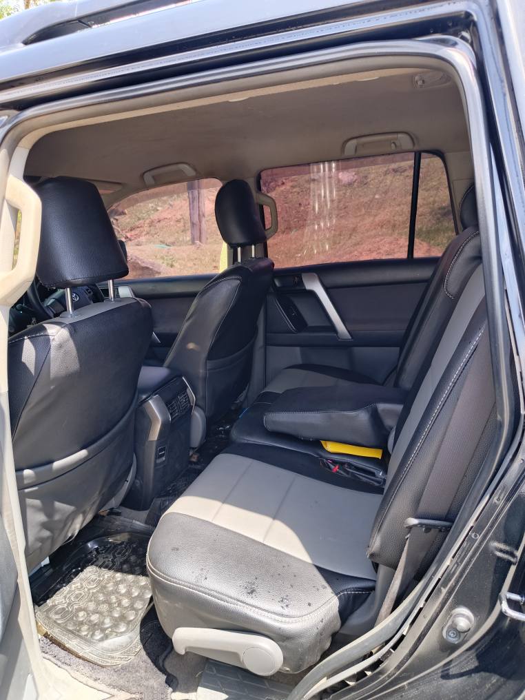 A picture of Toyota Prado TX