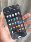 A picture of SAMSUNG A7