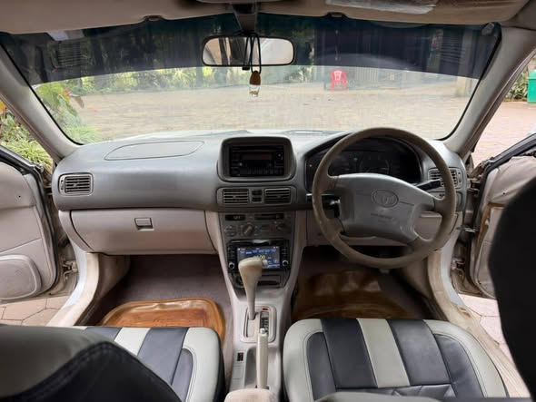 A picture of TOYOTA COROLLA 111