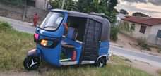 A picture of Nauza bajaji yangu mwenyewe haina dalali