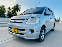 A picture of Toyota noah