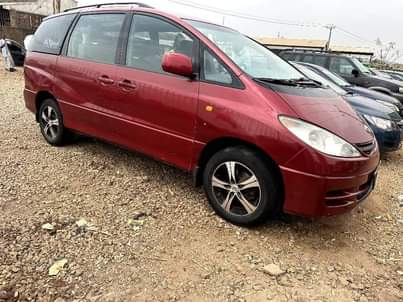 A picture of 2006 Toyota Previa
