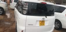 A picture of Toyota Sienta