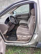 A picture of Toyota Sienna 2001
