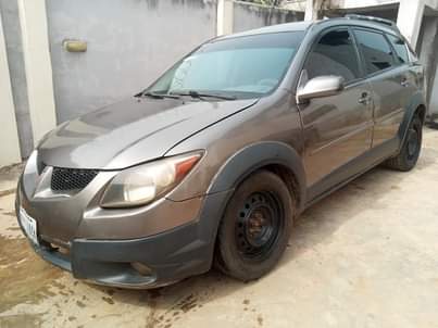 A picture of 2004 Pontiac Vibe