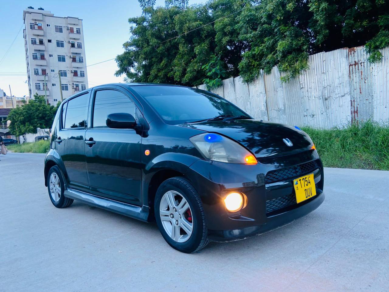 A picture of Toyota Passo 0712188493