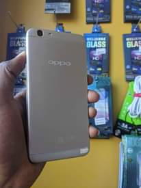 A picture of Oppo F1s