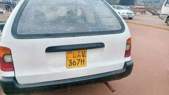 A picture of 1998 Toyota 1998