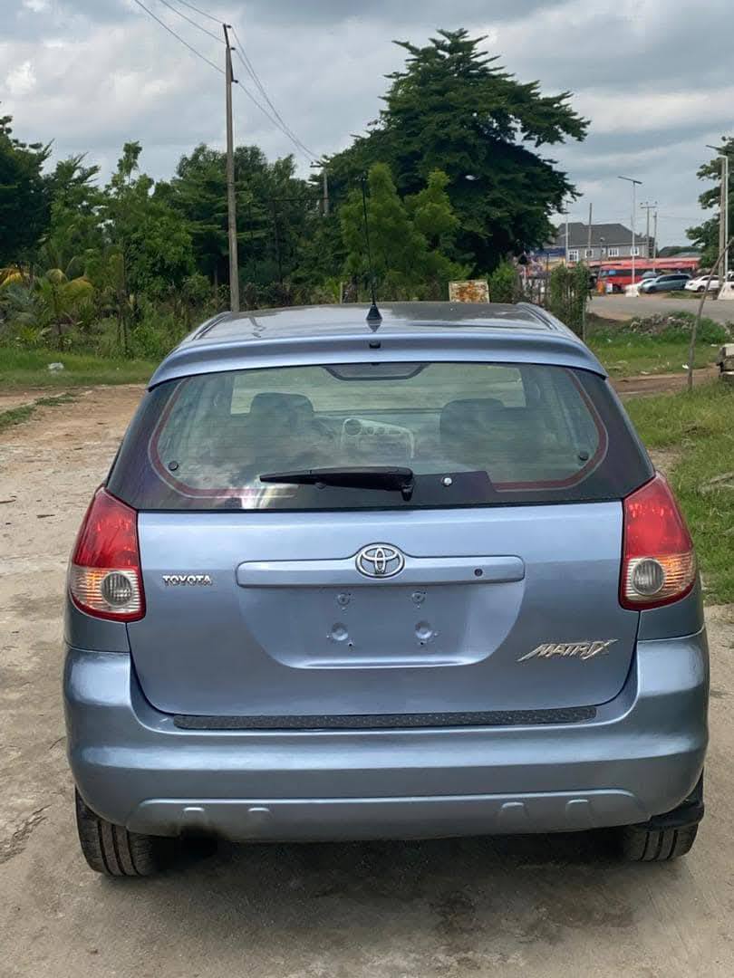 A picture of MATRIX A super clean Nigerian used Toyota MATRIX Manual drive.
