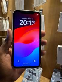 A picture of iphone xr 64GB