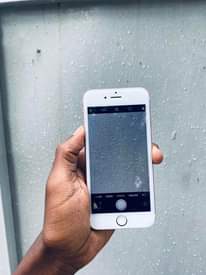 A picture of iPhone 6S 64GB