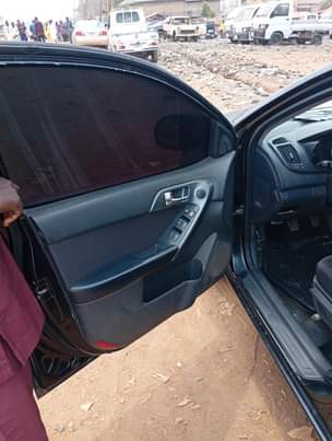 A picture of Extremely first body Kia Cerato manual drive with untempered Engine