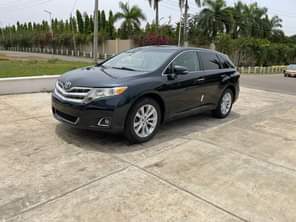 A picture of FOREIGN USED TOYOTA VENZA 4PLUGS 2014 MODEL WITH DUTY KEYLESS