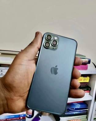 A picture of IPHONE 11 pro