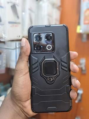 A picture of One plus 10pro 5G 128 8GB 5000Mah 800 000 ipo