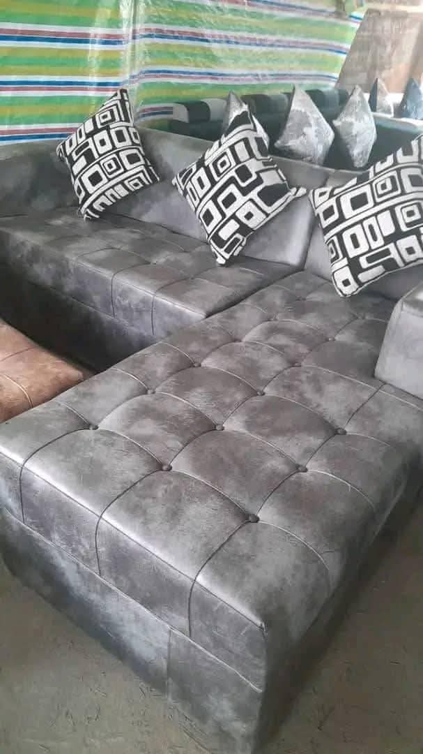 classifieds/furniture sofas
