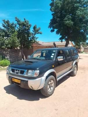 classifieds/cars nissan